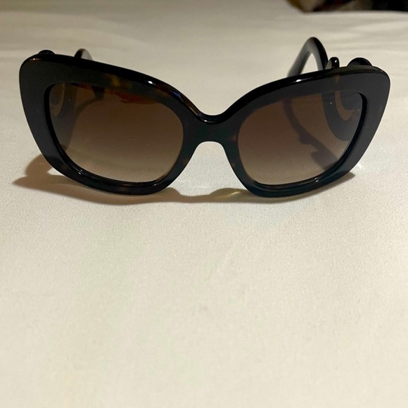 Authentic PRADA Minimal Baroque Square Swirl Black Havana Sunglasses, - Picture 7 of 7